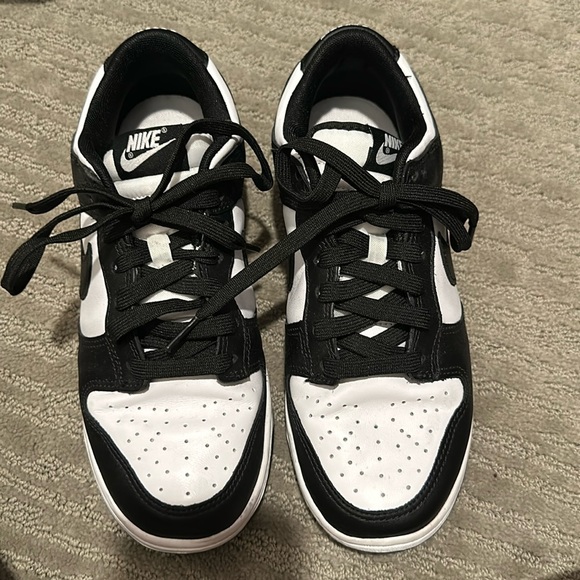 Nike dunk pandas nwot size men’s 7, women’s 8.5 - Picture 1 of 3